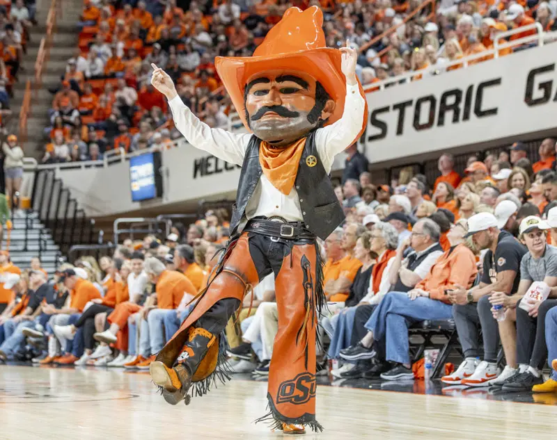 men's basketball parking